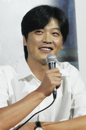 Photo Ahn Byeong-ki