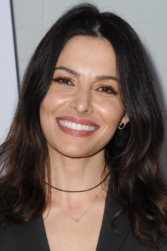 Photo Sarah Shahi