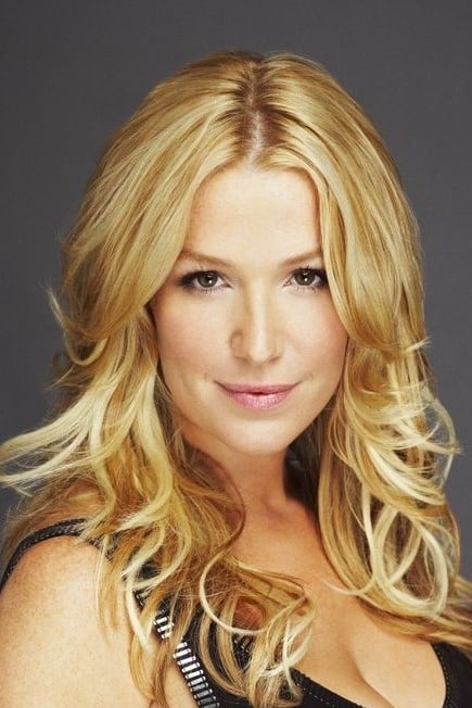 Photo Poppy Montgomery