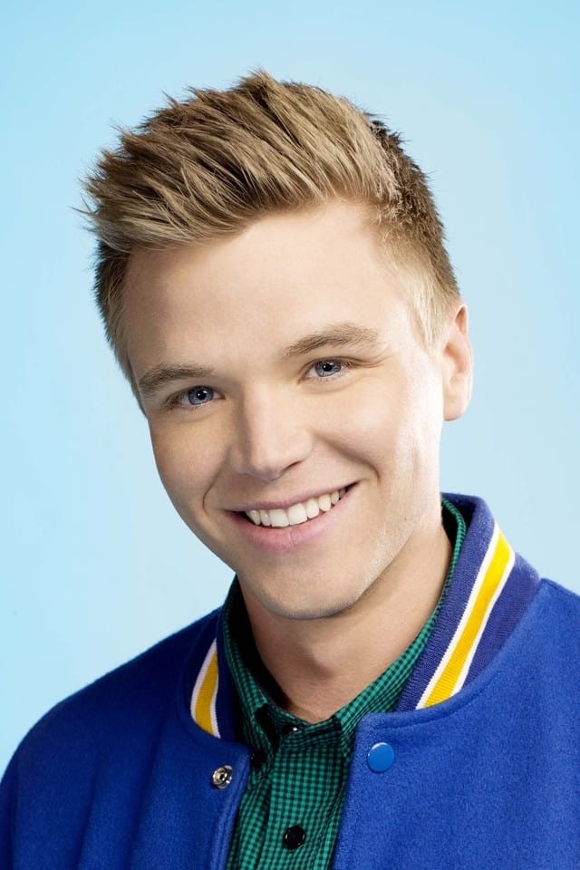 Photo Brett Davern