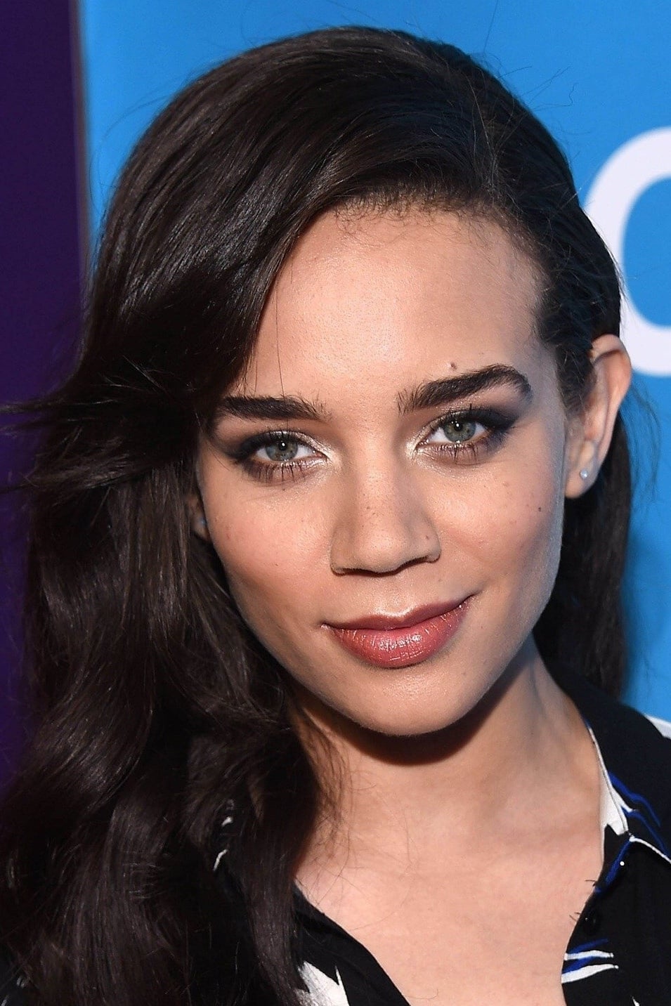 Photo Hannah John-Kamen