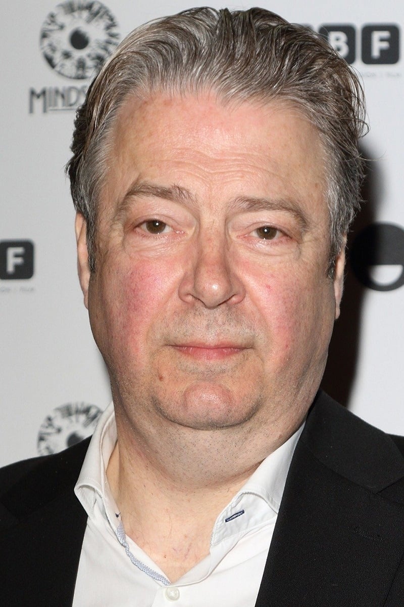 Photo Roger Allam