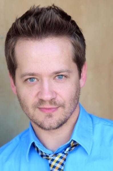 Photo Jason Earles