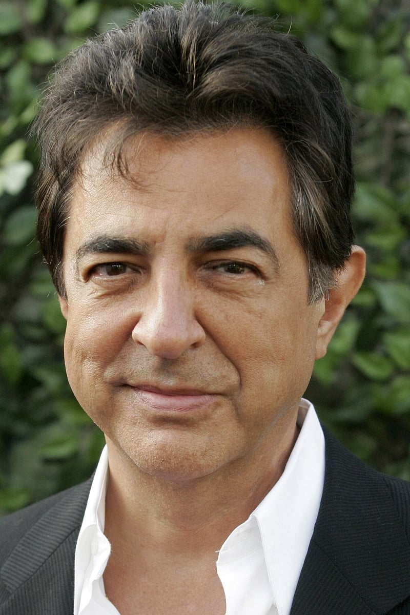 Photo Joe Mantegna