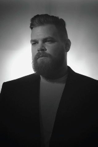 Photo Com Truise