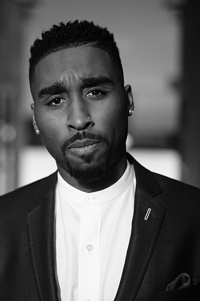 Photo Demetrius Shipp Jr.