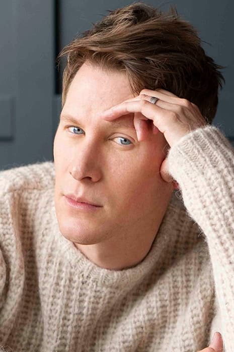 Photo Dustin Lance Black