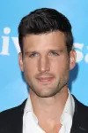 Photo Parker Young #213985