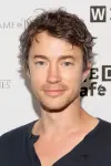 Photo Tom Wisdom #9561