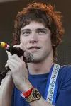 Photo Andrew VanWyngarden #333728