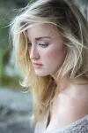 Photo Ashley Johnson #11200