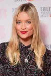 Photo Laura Whitmore #194156