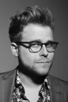 Photo Adam Conover #135701