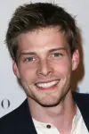 Photo Hunter Parrish #45745