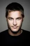 Photo Travis Fimmel #13145