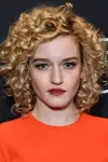 Photo Julia Garner #40023