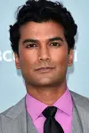 Photo Sendhil Ramamurthy #272153