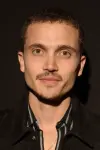 Photo Karl Glusman #34503