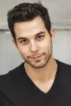 Photo Skylar Astin #31743