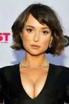 Photo Milana Vayntrub #51610