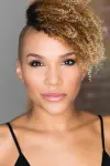 Photo Emmy Raver-Lampman #55614