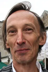 Photo Julian Richings