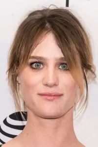 Photo Mackenzie Davis