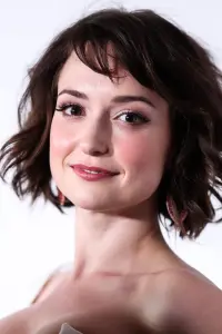 Photo Milana Vayntrub