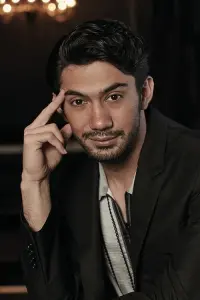 Photo Reza Rahadian