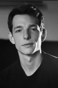 Photo Mike Faist