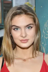 Photo Brighton Sharbino