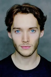 Photo Toby Regbo