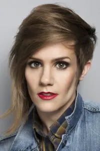 Photo Cameron Esposito