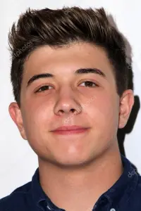 Photo Bradley Steven Perry