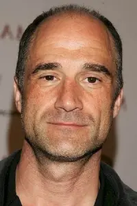 Photo Elias Koteas