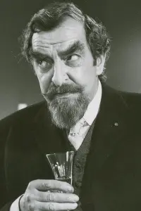 Photo Hugh Griffith