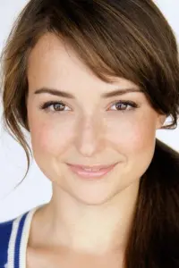 Photo Milana Vayntrub