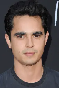 Photo Max Minghella