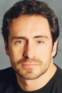 Photo Demián Bichir