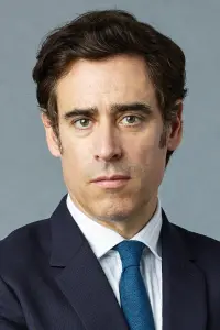 Photo Stephen Mangan