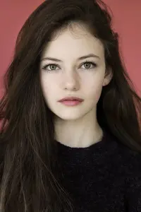 Photo Mackenzie Foy