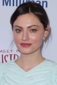 Photo Phoebe Tonkin