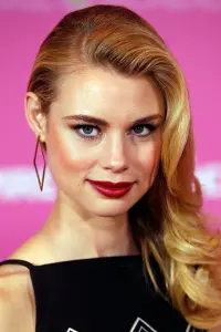 Photo Lucy Fry