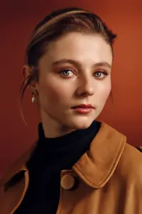 Photo Thomasin McKenzie