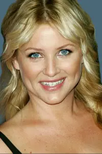 Photo Jessica Capshaw