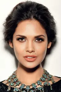 Photo Esha Gupta