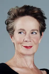 Photo Celia Imrie