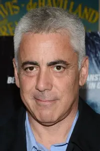 Photo Adam Arkin