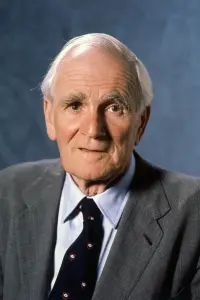 Photo Desmond Llewelyn