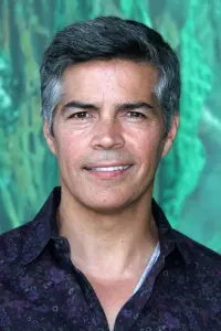 Photo Esai Morales